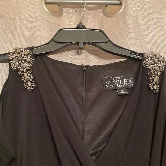 Black 8Petite Alex Evening Dress - Picture 4 of 8